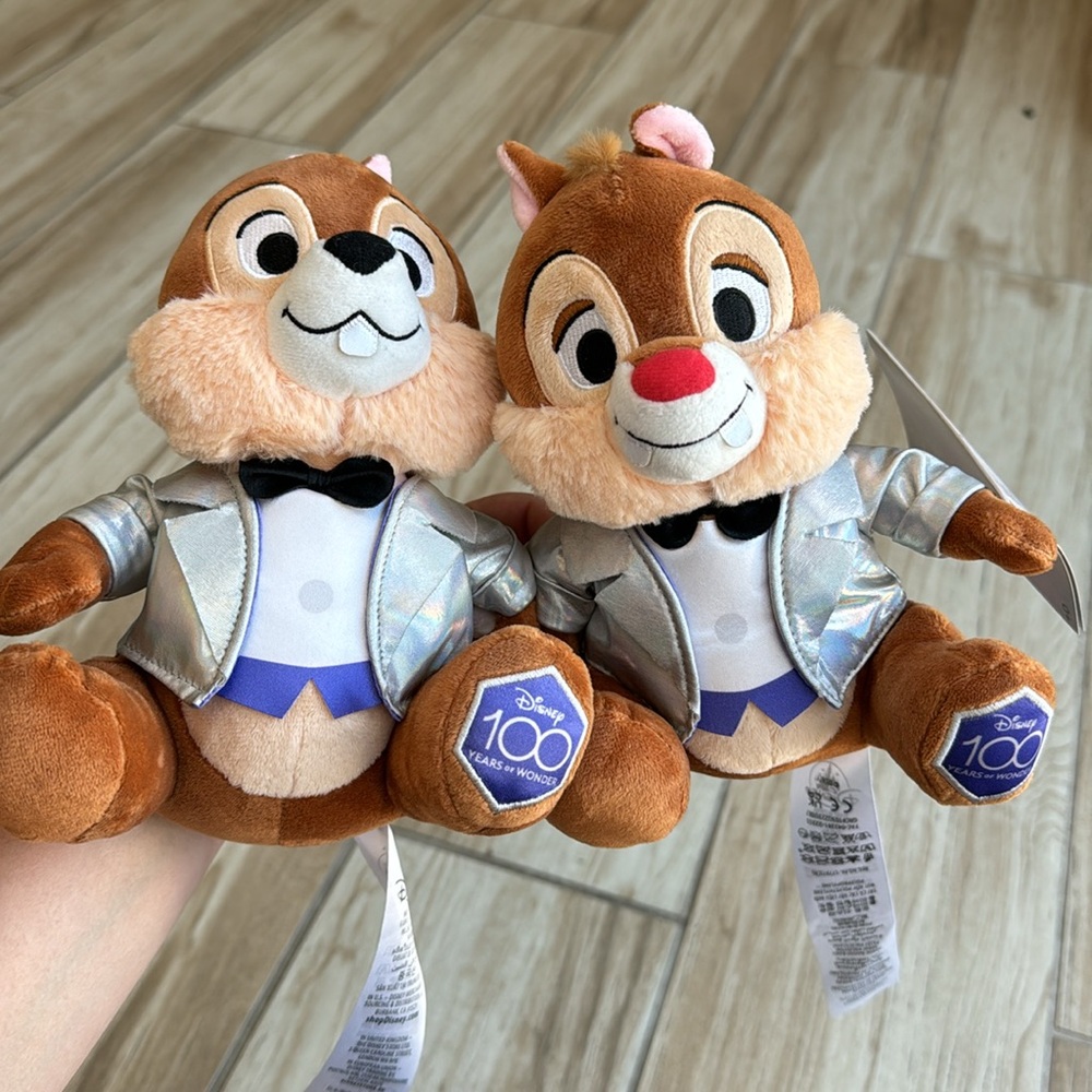 Disney100 Chip & Dale Years of Wonder Plush Set with Tags Silver Anniversary